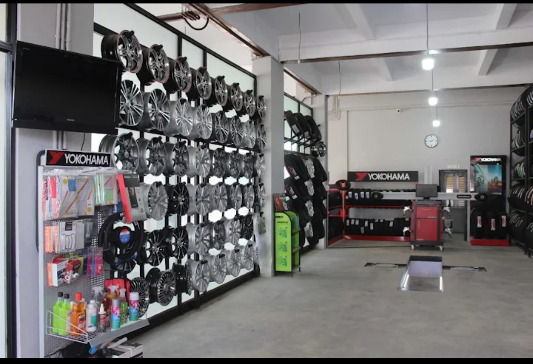Alloy Wheels Multiple Brands & Universal